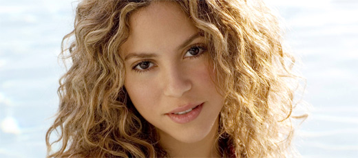 Shakira - A Colombian Singer and Songwriter | donQuijote
